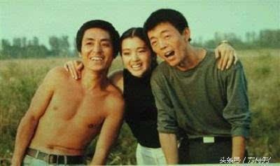 爆料娱乐范,揭秘明星幕后故事，带你走进娱乐圈的真相世界